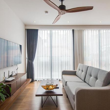 22Housing Hotel & Apartment 81 Linh Lang Hanoï Extérieur photo