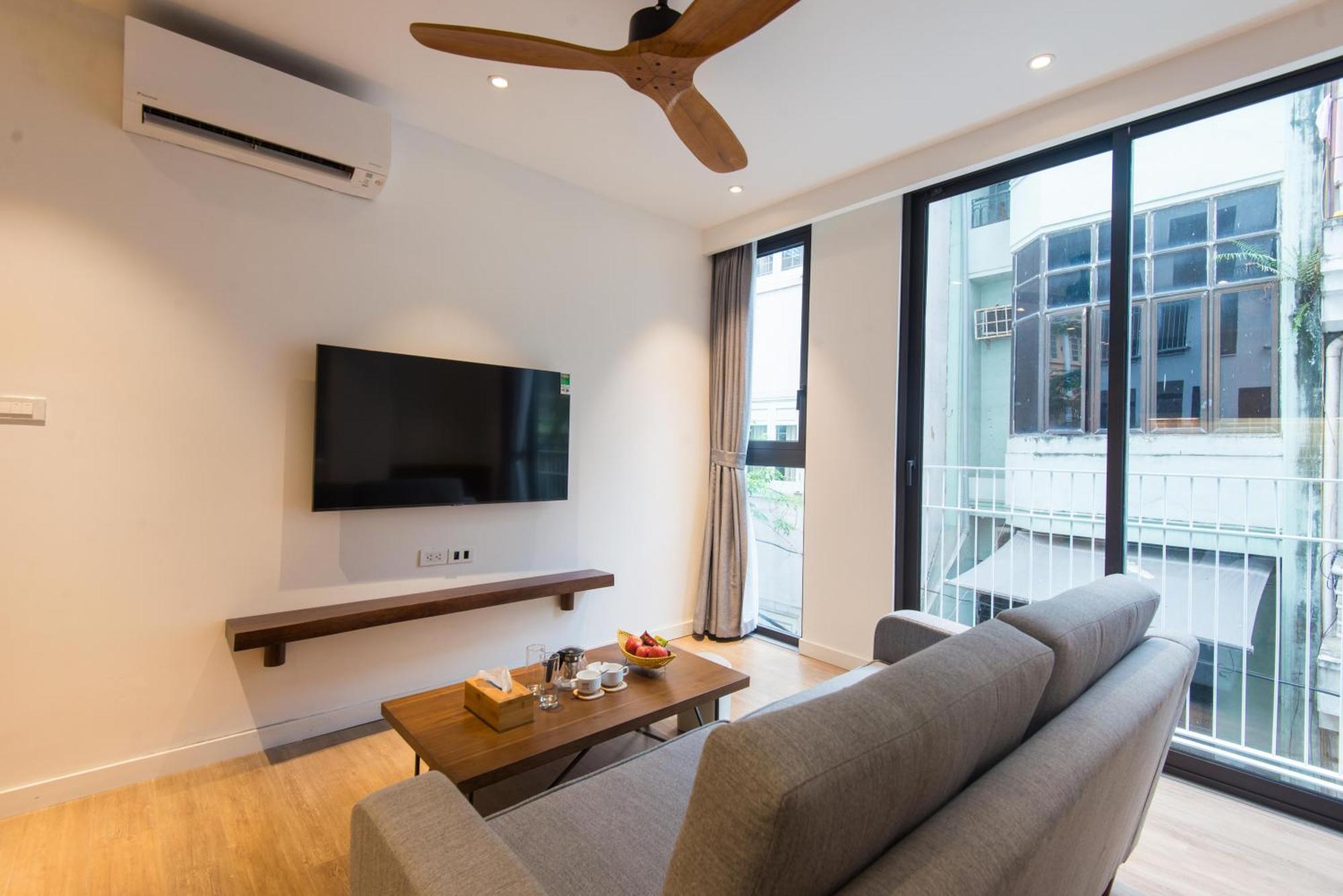 22Housing Hotel & Apartment 81 Linh Lang Hanoï Extérieur photo