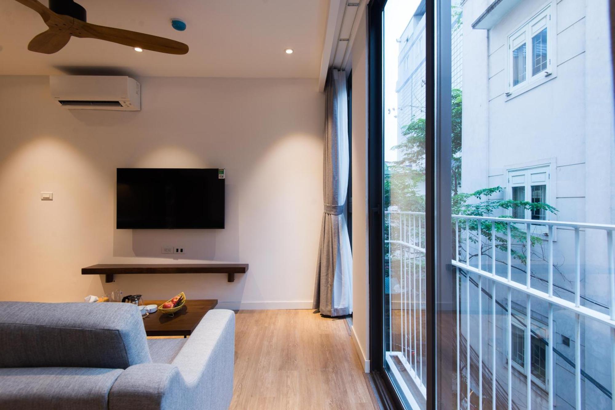22Housing Hotel & Apartment 81 Linh Lang Hanoï Extérieur photo